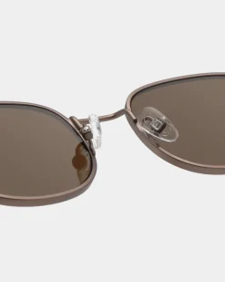 A.Kjaerbede unisex aurinkolasit Hello, tummanruskea