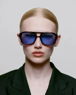 A.Kjaerbede Unisex aurinkolasit Kaya, sininen kuosi