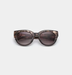 A.Kjaerbede Unisex aurinkolasit Lilly, musta kuosi
