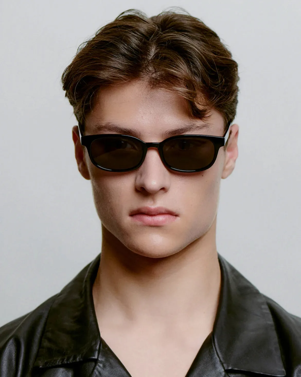 A.Kjaerbede unisex aurinkolasit Charlie, musta