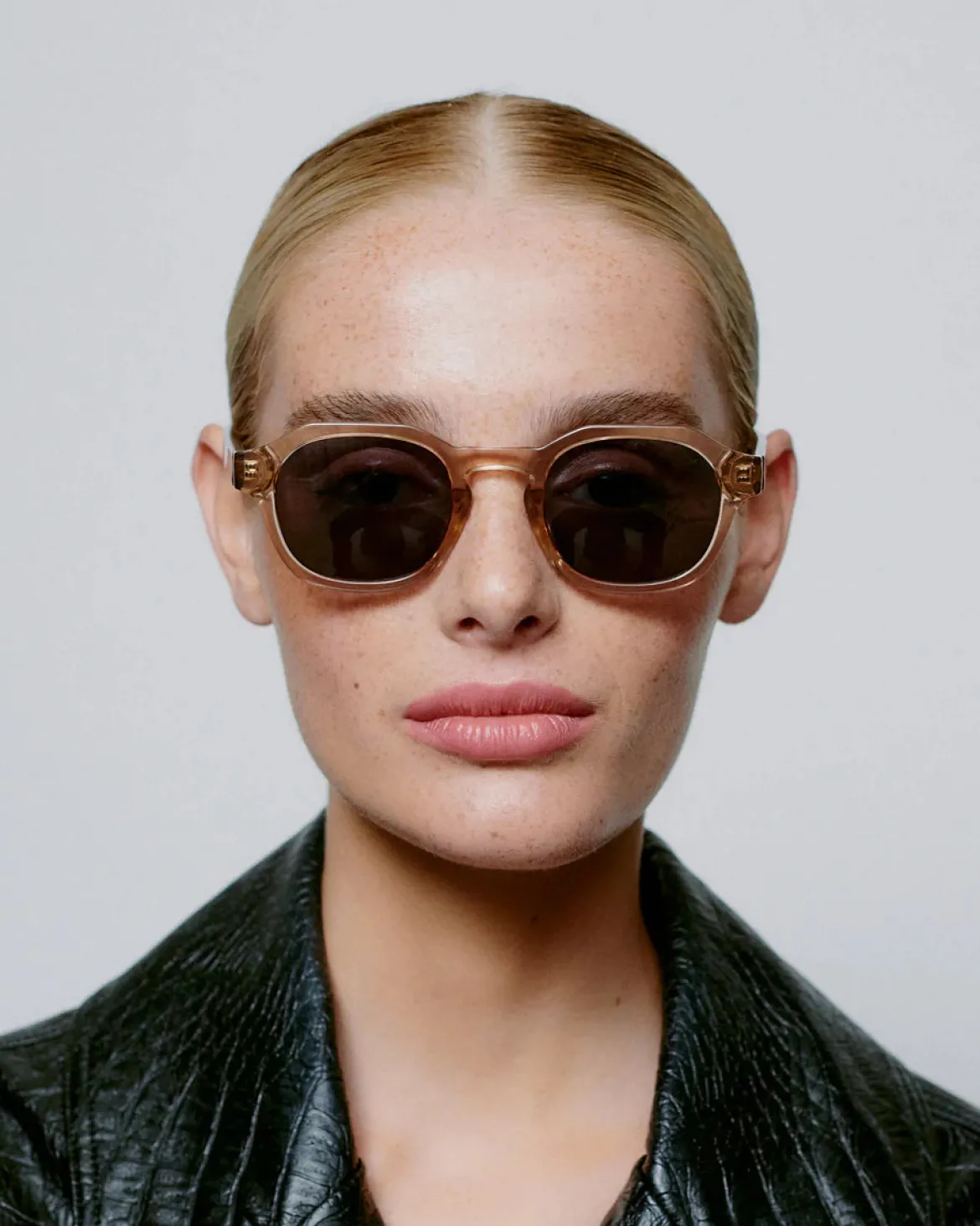 A.Kjaerbede unisex aurinkolasit Zan, beige