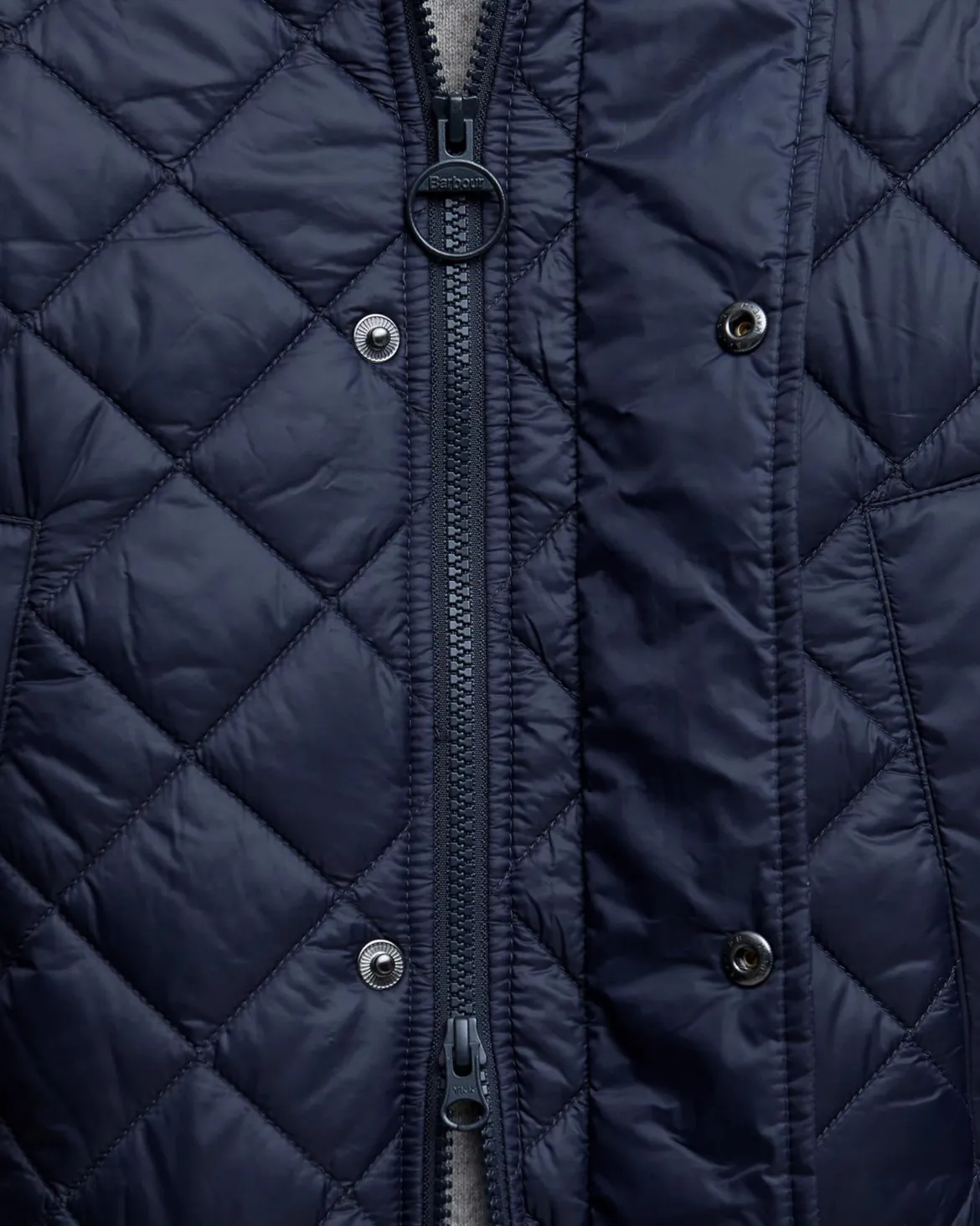 Barbour miesten tikkitakki, Barbour Essential Bedale Quilted Jacket Tummansininen