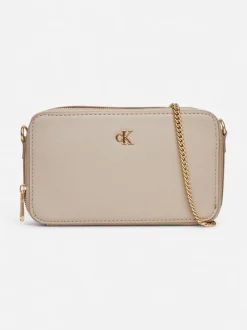 Calvin Klein Accessories naisten laukku, MINIMAL MONO CAMERA BAG Luonnonvalkoinen