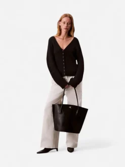 Calvin Klein Accessories naisten laukku, CK MEDIUM TOTE Musta