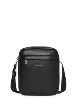 Calvin Klein Jeans laukku Raides Reporter, musta