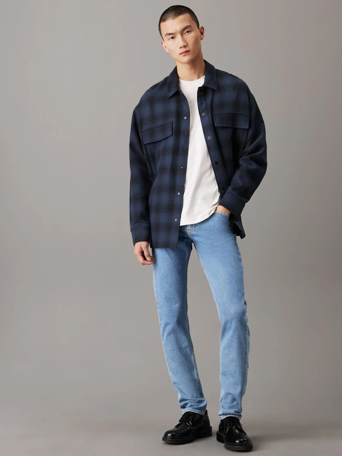 Calvin Klein Jeans miesten farkut, Slim Tapered Jeans Vaaleansininen