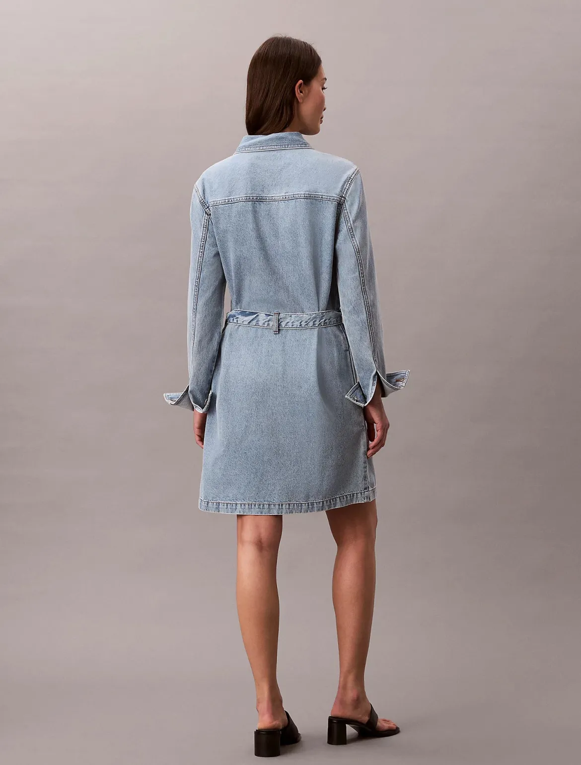 Calvin Klein Jeans naisten farkkumekko Belted Denim Mini Dress Coastel, sininen