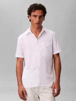 Calvin Klein Menswear miesten paita SS Solid Seersucker Classic Shirt, valkoinen