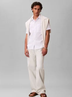 Calvin Klein Menswear miesten paita SS Solid Seersucker Classic Shirt, valkoinen