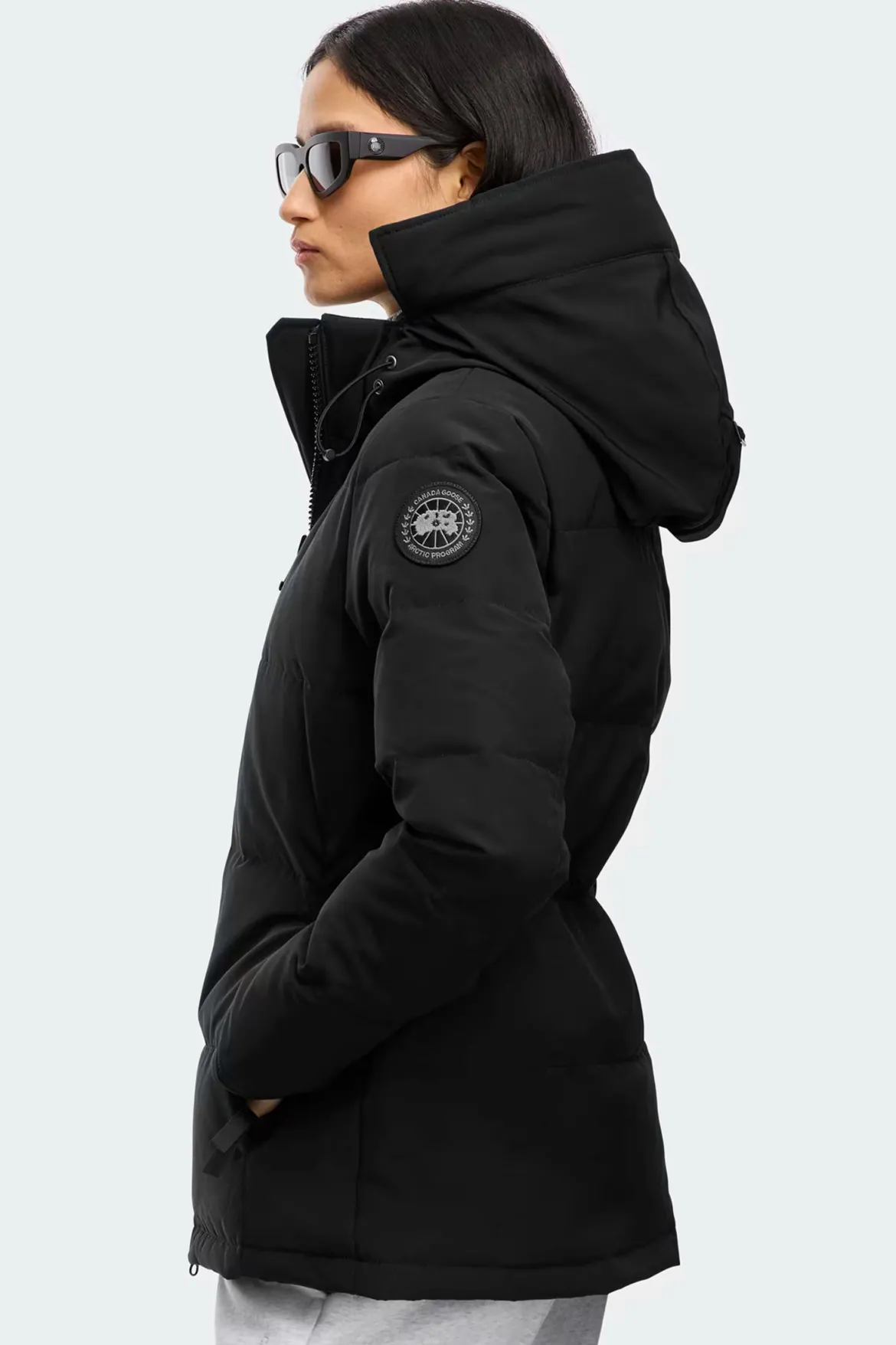 Canada Goose naisten takki Chelsea Parka Black Label, musta