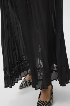 Culture naisten hame CUSIGGY BETTY LACE SKIRT, musta