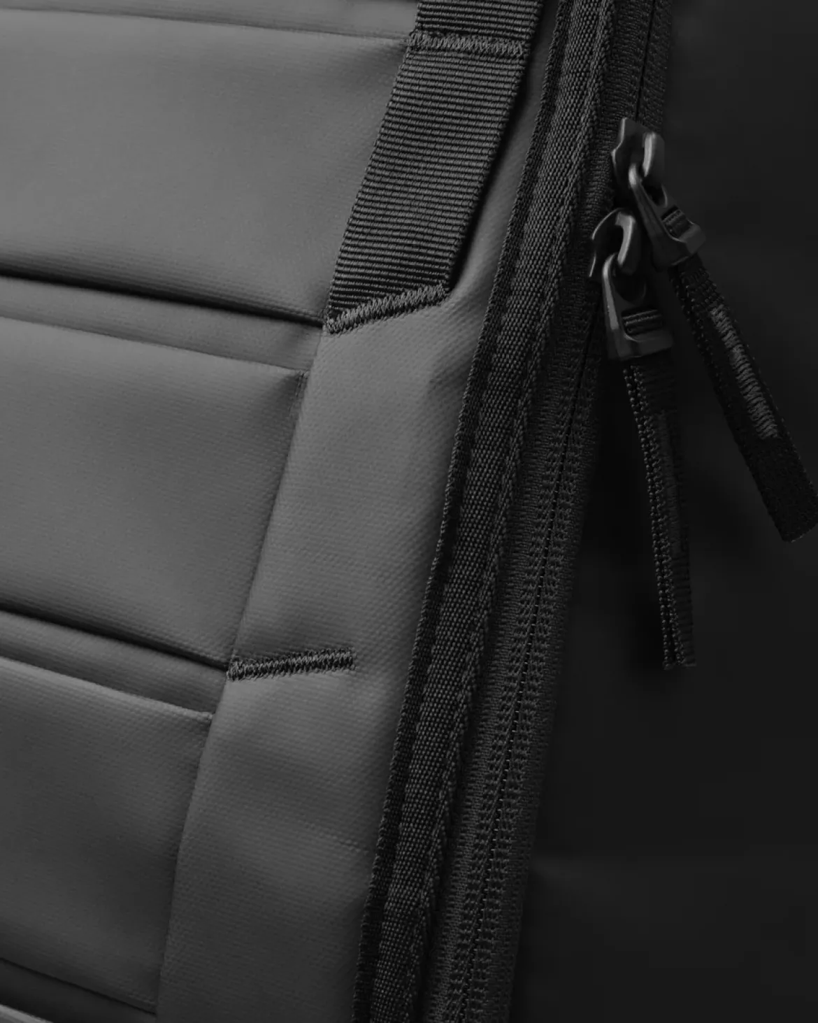 DB Unisex Reppu, HUGGER BACKPACK 30L NOS Musta