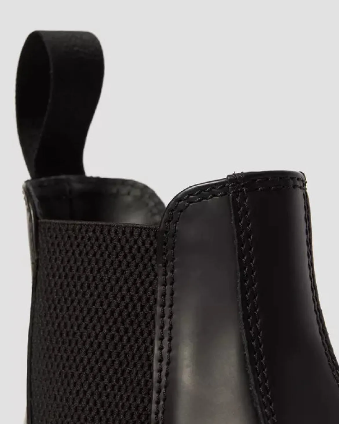 Dr. Martens miesten kengät, 2976 Mono Chelsea Boot Musta