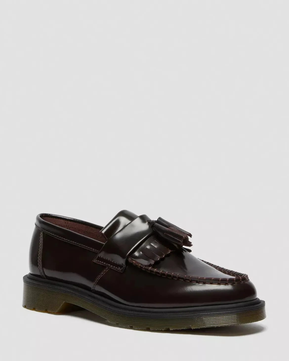 Dr. Martens miesten loaferit Adrian Tassel Loafer Cherry Red Arcadia, viininpunainen