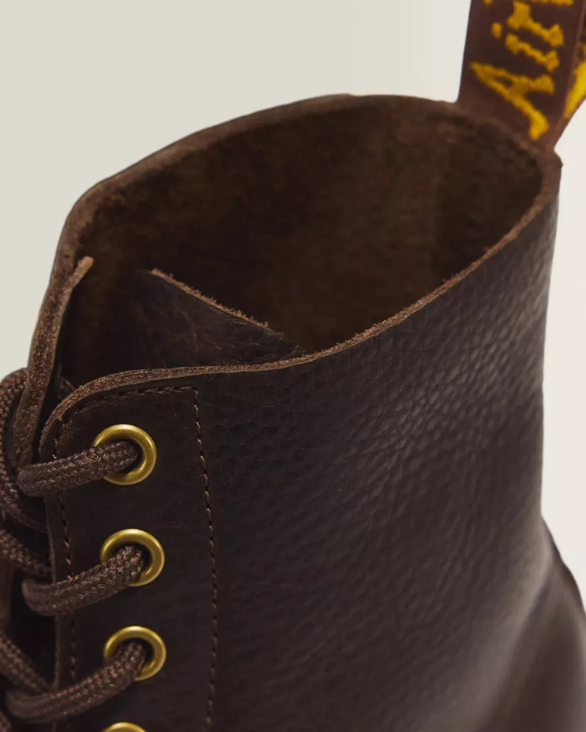 Dr. Martens miesten maiharit 1460 Pascal Ambassador, tummanruskea