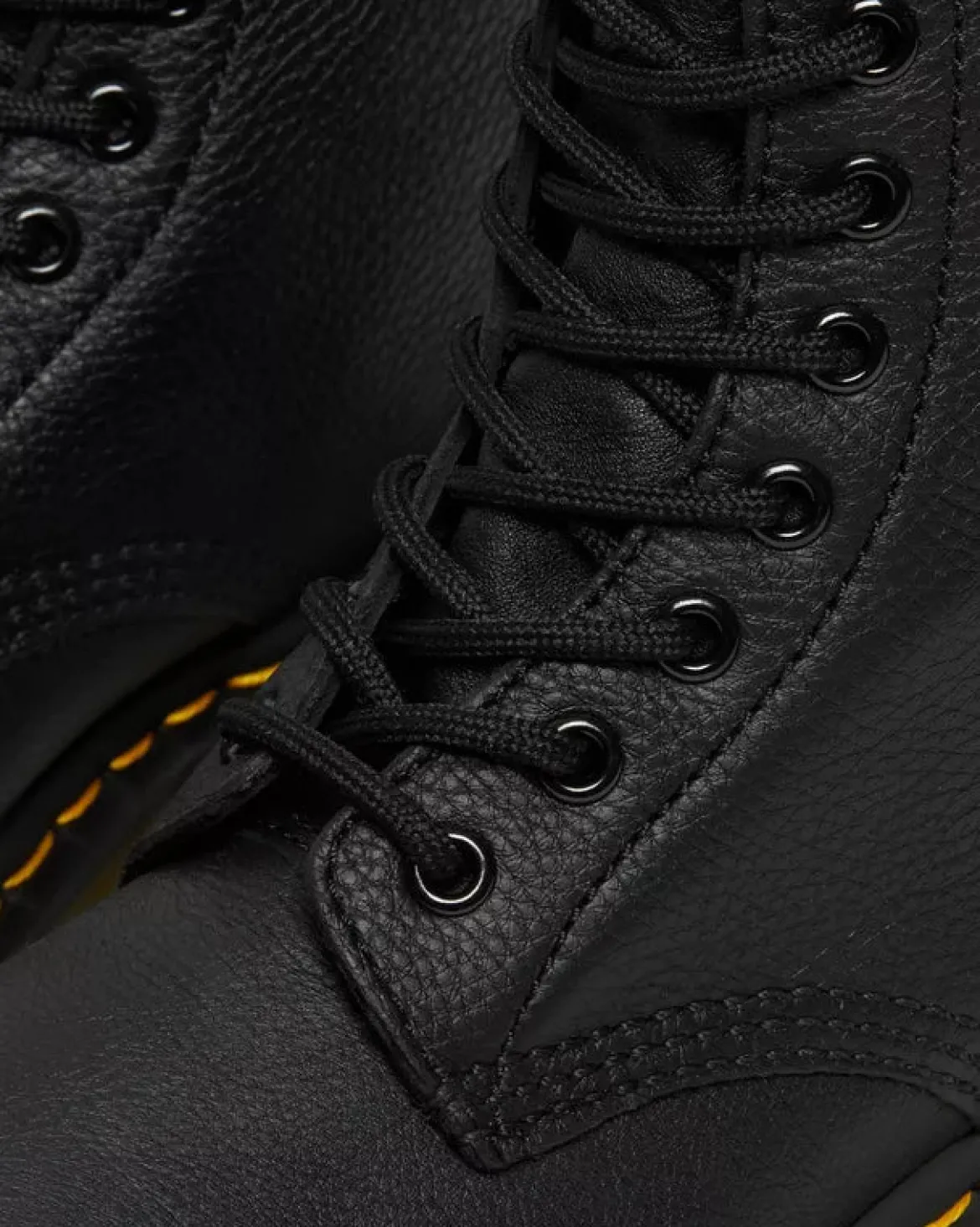 Dr. Martens naisten nauhalliset nilkkurit, 1460 Pascal Virginia, Musta