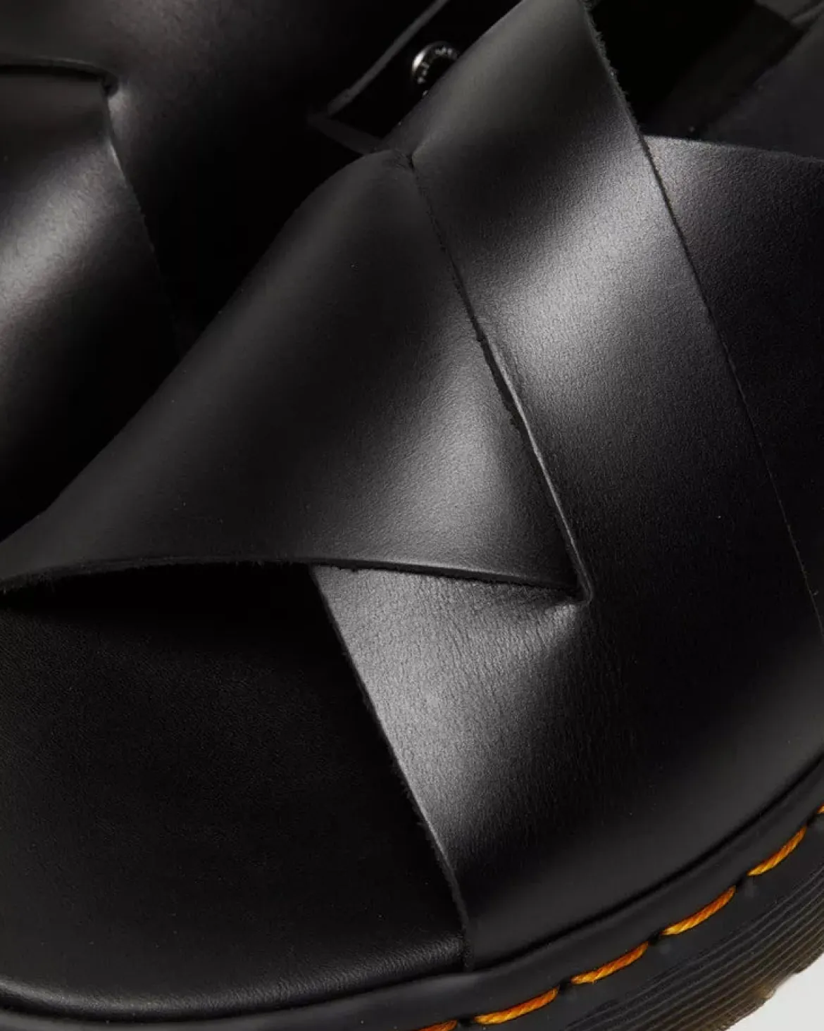Dr. Martens naisten sandaalit Zane Sandal, musta