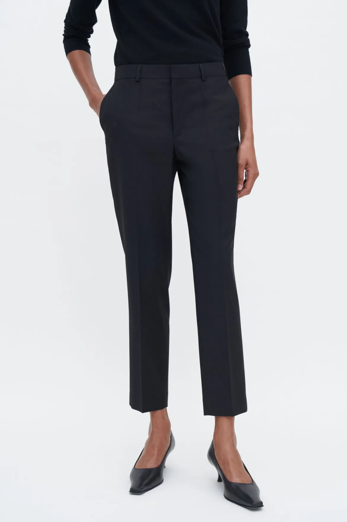 Filippa K naisten housut Emma Cropped Cool Wool Trouser, musta