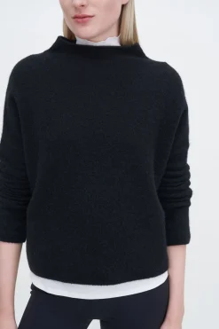 Filippa K naisten neulepusero Mika Yak Funnelneck Sweater, musta