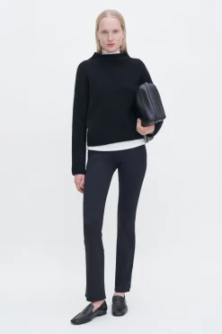 Filippa K naisten neulepusero Mika Yak Funnelneck Sweater, musta