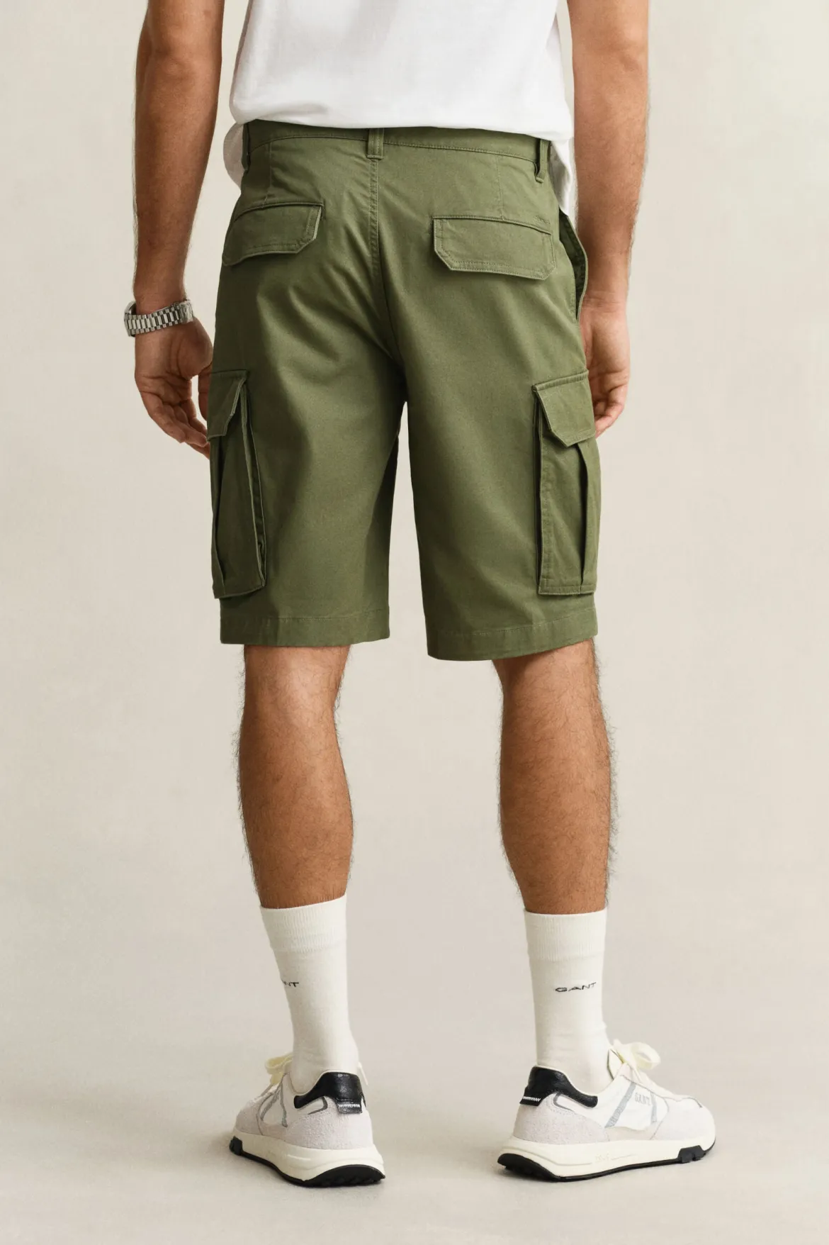 Gant miesten Cargo shortsit Regular Classic, tummanvihreä