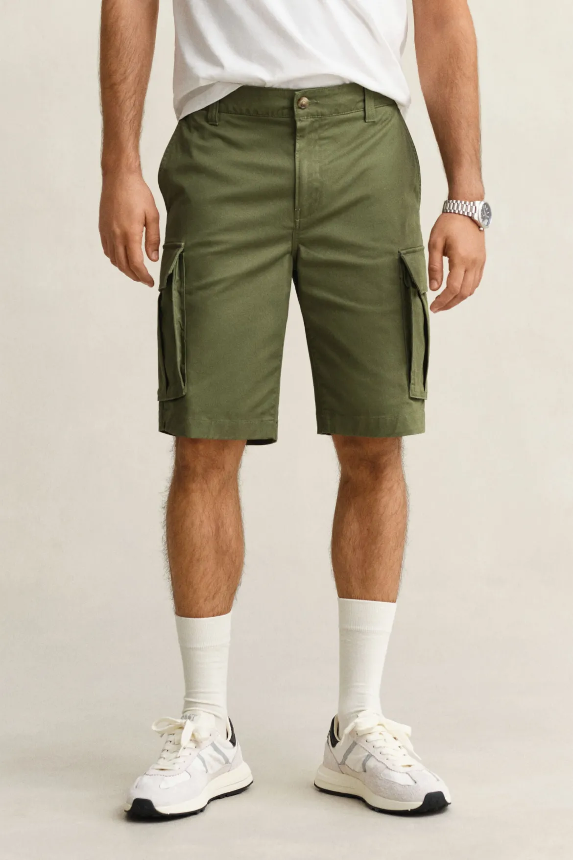 Gant miesten Cargo shortsit Regular Classic, tummanvihreä