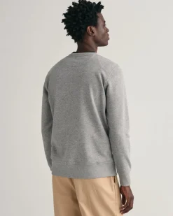 Gant Miesten Collagepaita, REG SHIELD C-NECK Keskiharmaa