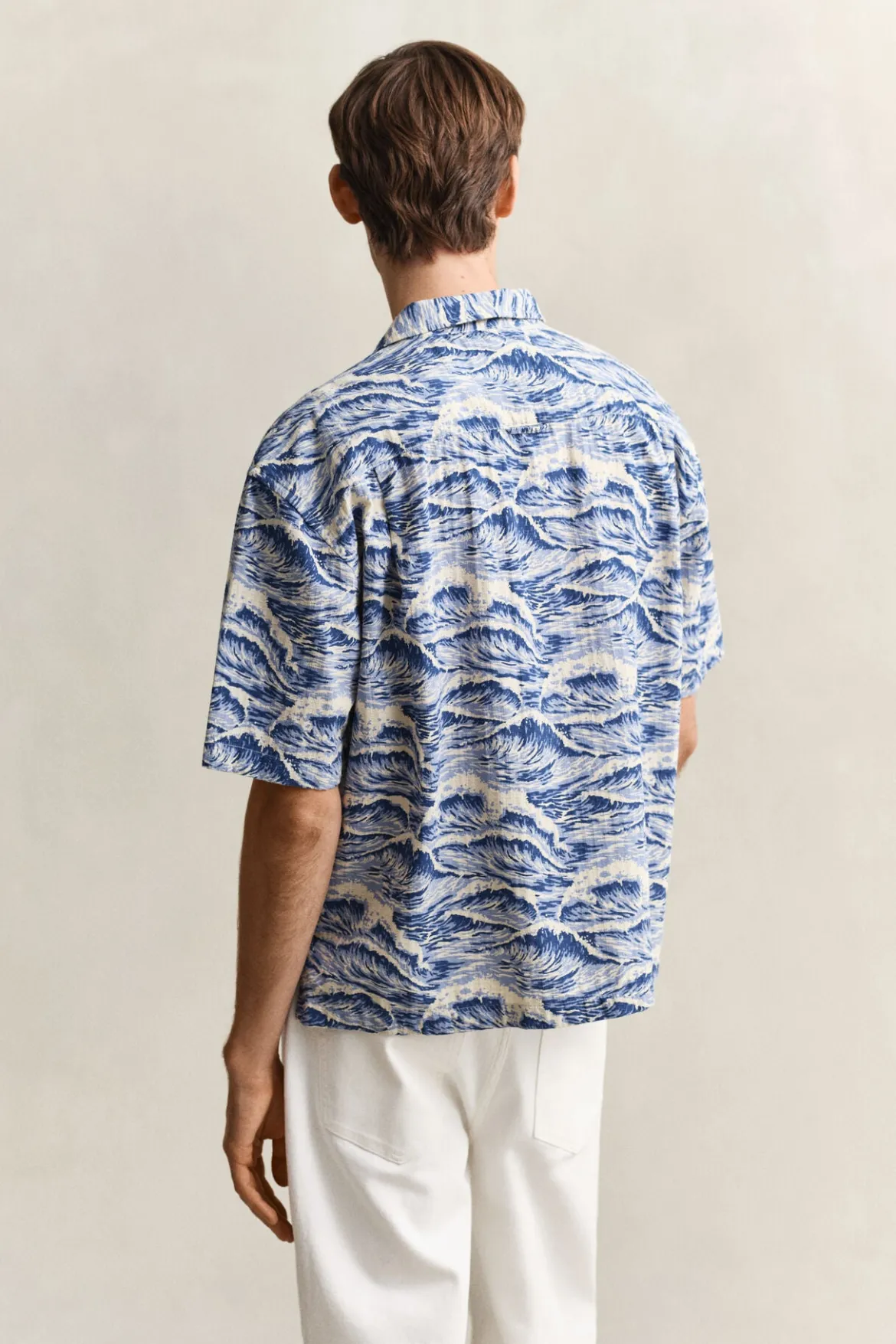 Gant miesten lyhythihainen kauluspaita Relaxed Fit Short Sleeve Shirt, sininen kuosi