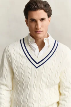 Gant miesten neulepusero Cotton Cable Cricket V-Neck, valkoinen