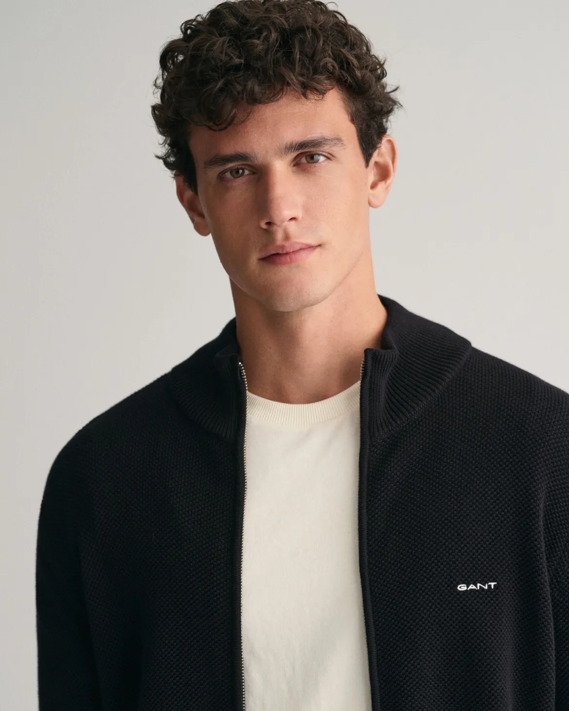 Gant miesten neuletakki K Cotton Pique Zip Cardigan, Musta