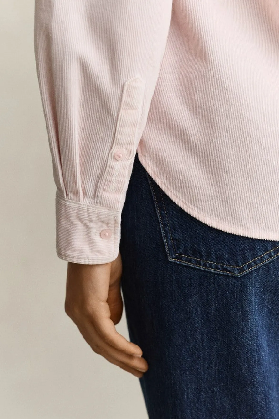 Gant naisten paitapusero Regular Corduroy Shirt, vaaleanpunainen