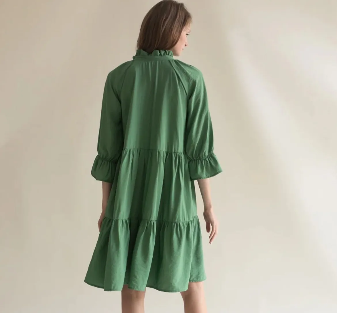 Gauhar mekko Ruffled Dress Meadow, vihreä