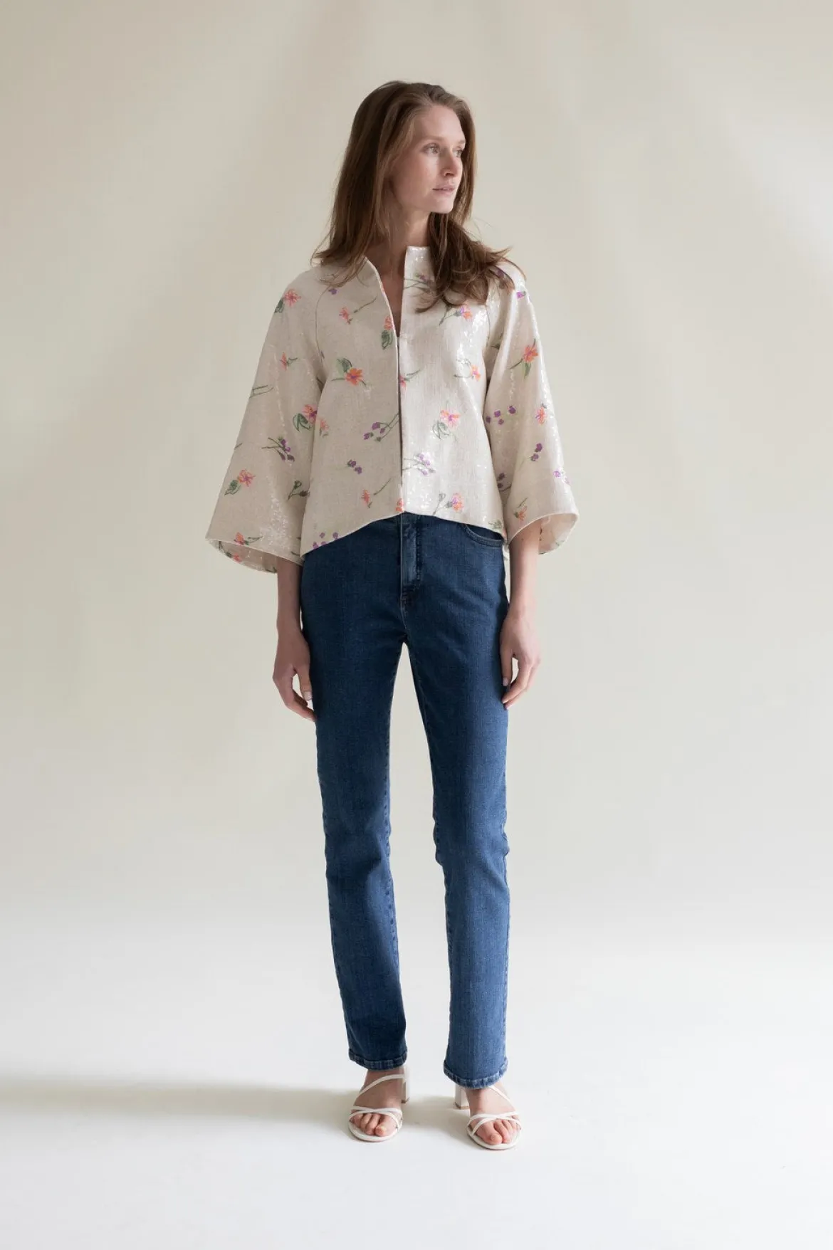 Gauhar naisten jakku Maria Jacket Floral, valkopohjainen kuosi
