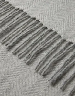 Gino Marcello huivi Heringbone Scarf, vaaleanharmaa