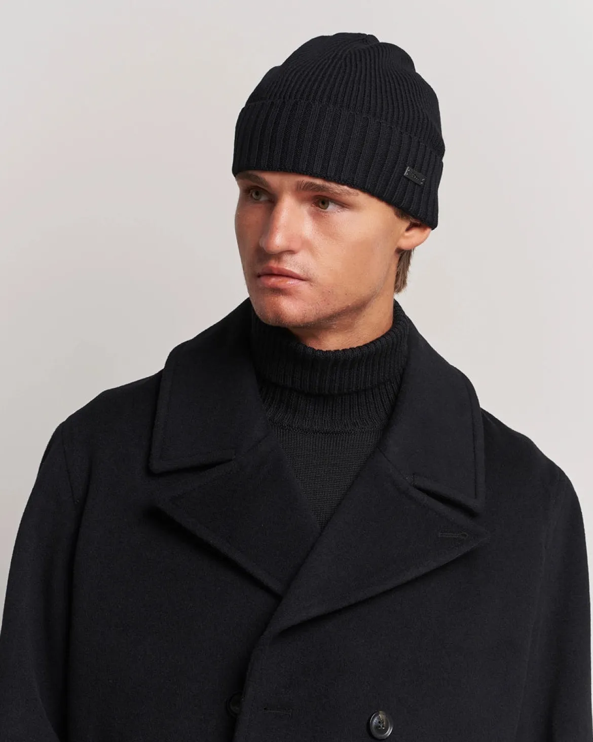 Hugo Boss pipo, FATI-L MERINO BEANIE MUSTA