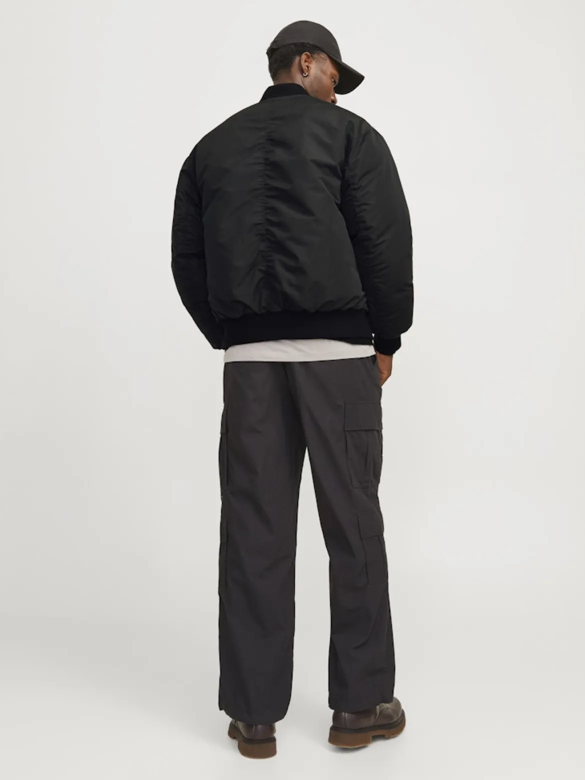 Jack and Jones miesten bombertakki, JCOKINETIC SOFT UTILITY BOMBER LN Black