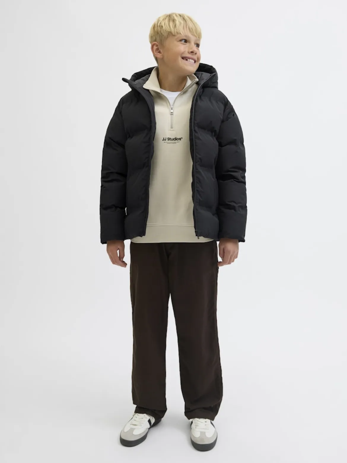JJESOHO PUFFER HOOD JNR MUSTA