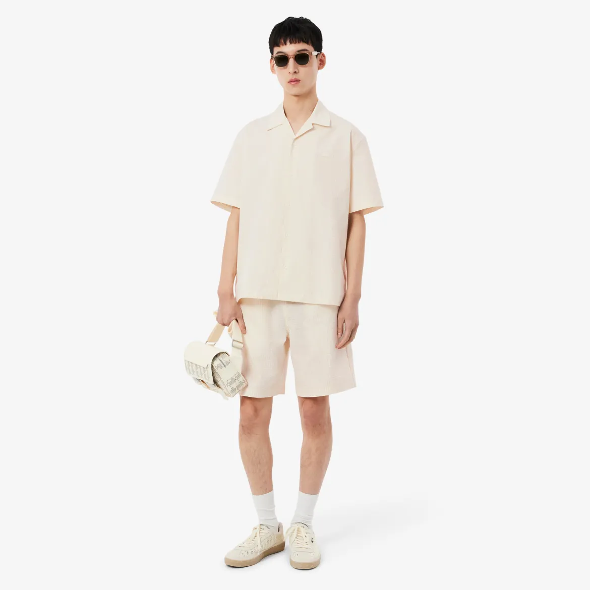 Lacoste miesten lyhythihainen kauluspaita Relaxed Fit Waffle Texture Shirt, valkoinen