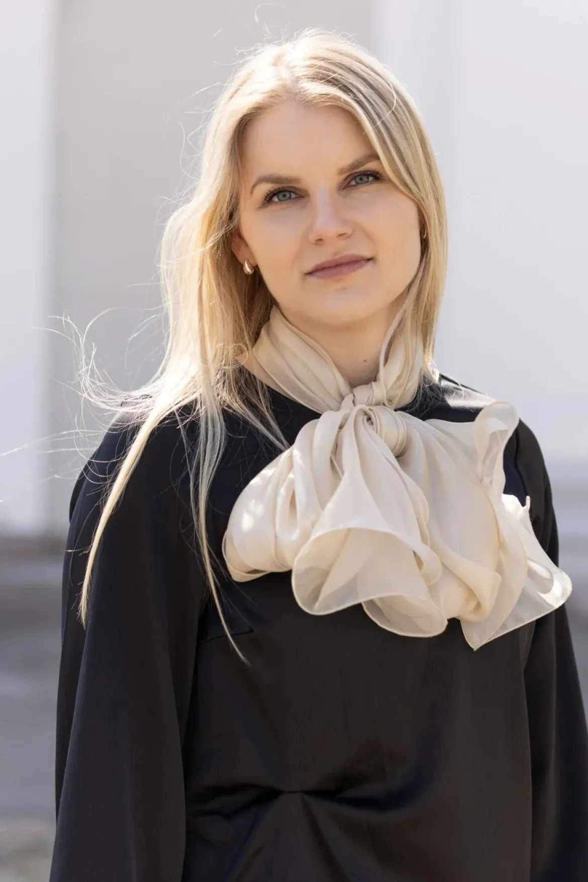 Lasessor juhlahuivi Eleea, vaalea beige