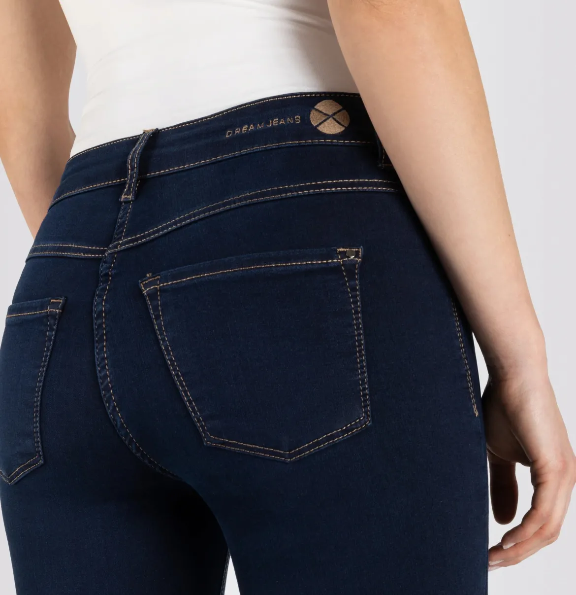 Mac naisten farkut Dream Skinny D826, tummansininen