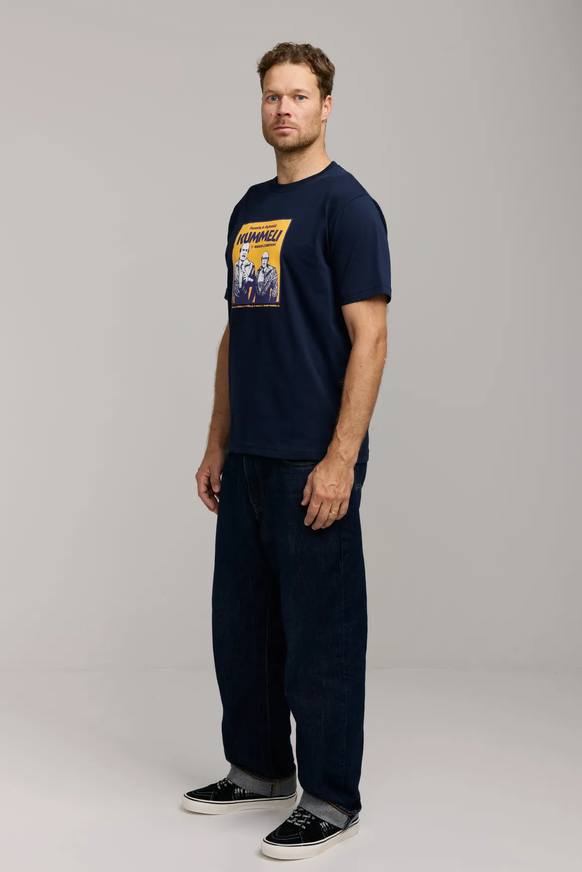 Makia Kummeli A-Ryhmä T-shirt, tummansininen