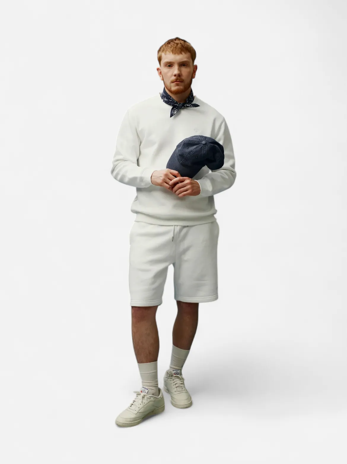 Makia miesten collegeshortsit Cove Sweatshorts, valkoinen