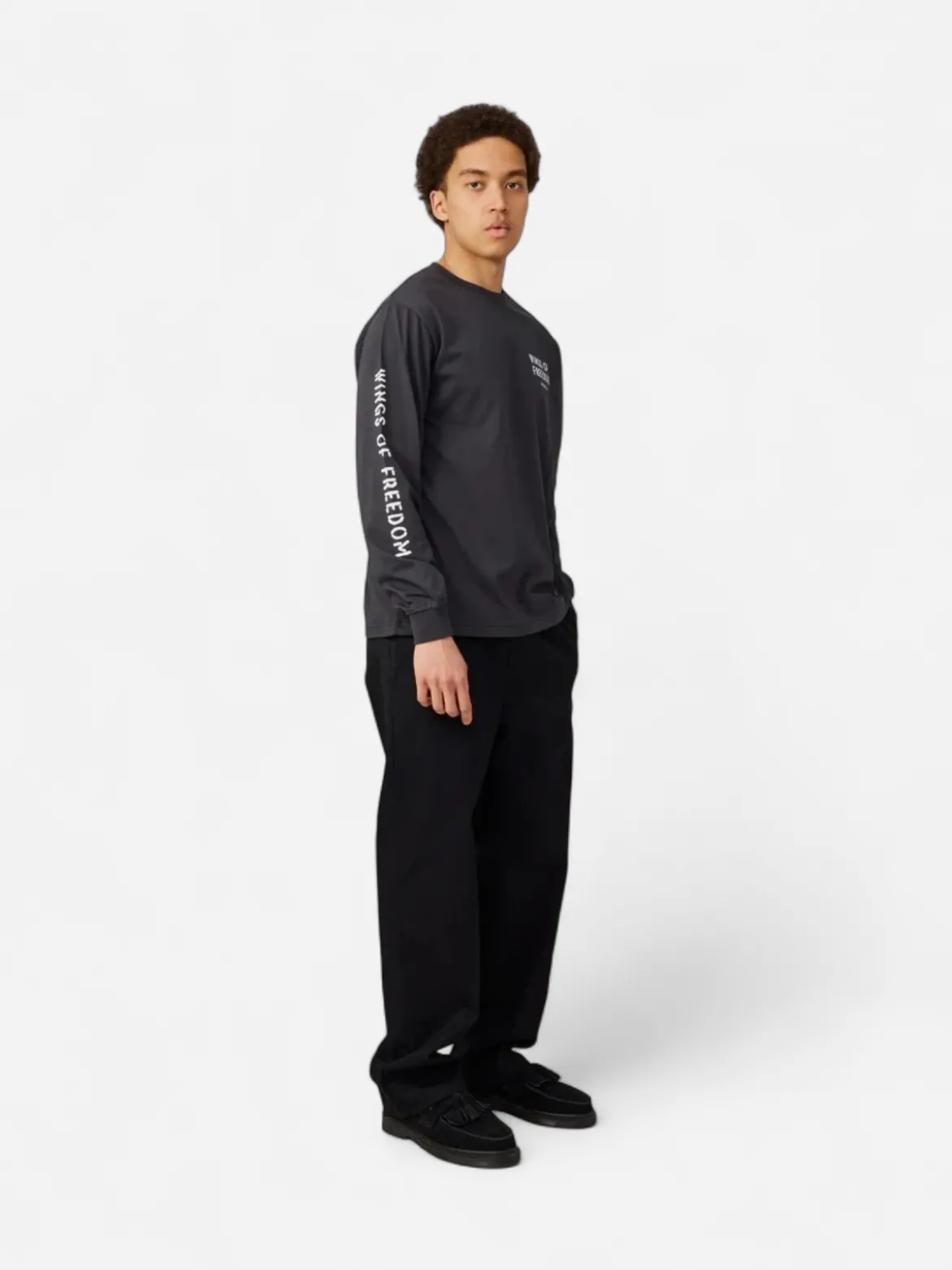 Makia miesten pitkähihainen paita Wings Long Sleeve, musta