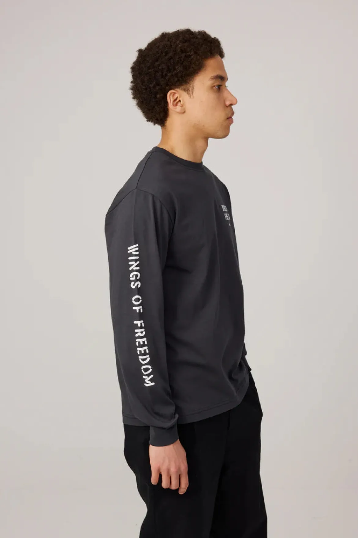 Makia miesten pitkähihainen paita Wings Long Sleeve, musta