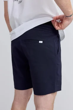 Makia miesten shortsit Shadow Hybrid Shorts, tummansininen