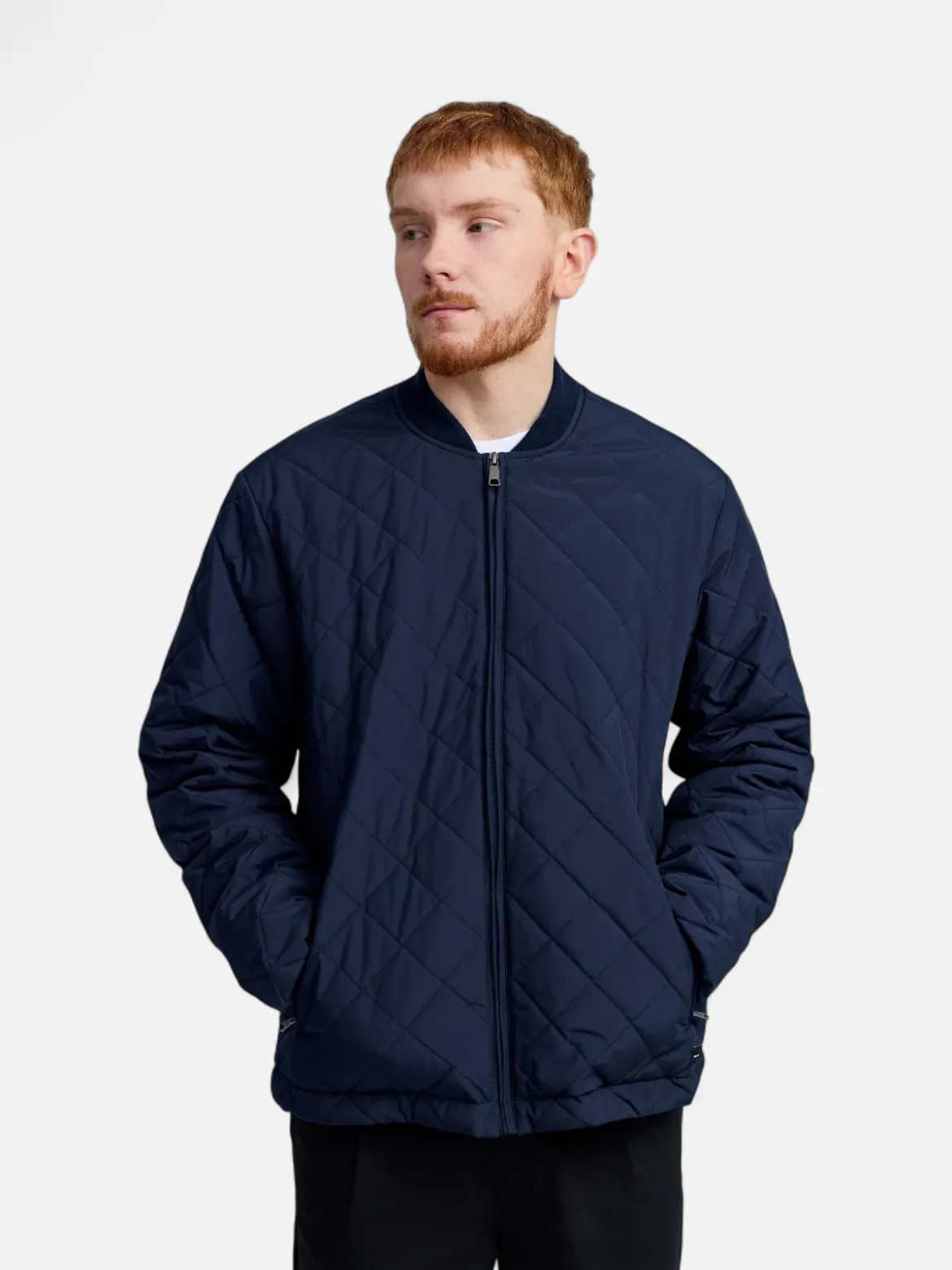 Makia miesten takki Ilmari Quilted Jacket, tummansininen