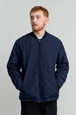 Makia miesten takki Ilmari Quilted Jacket, tummansininen