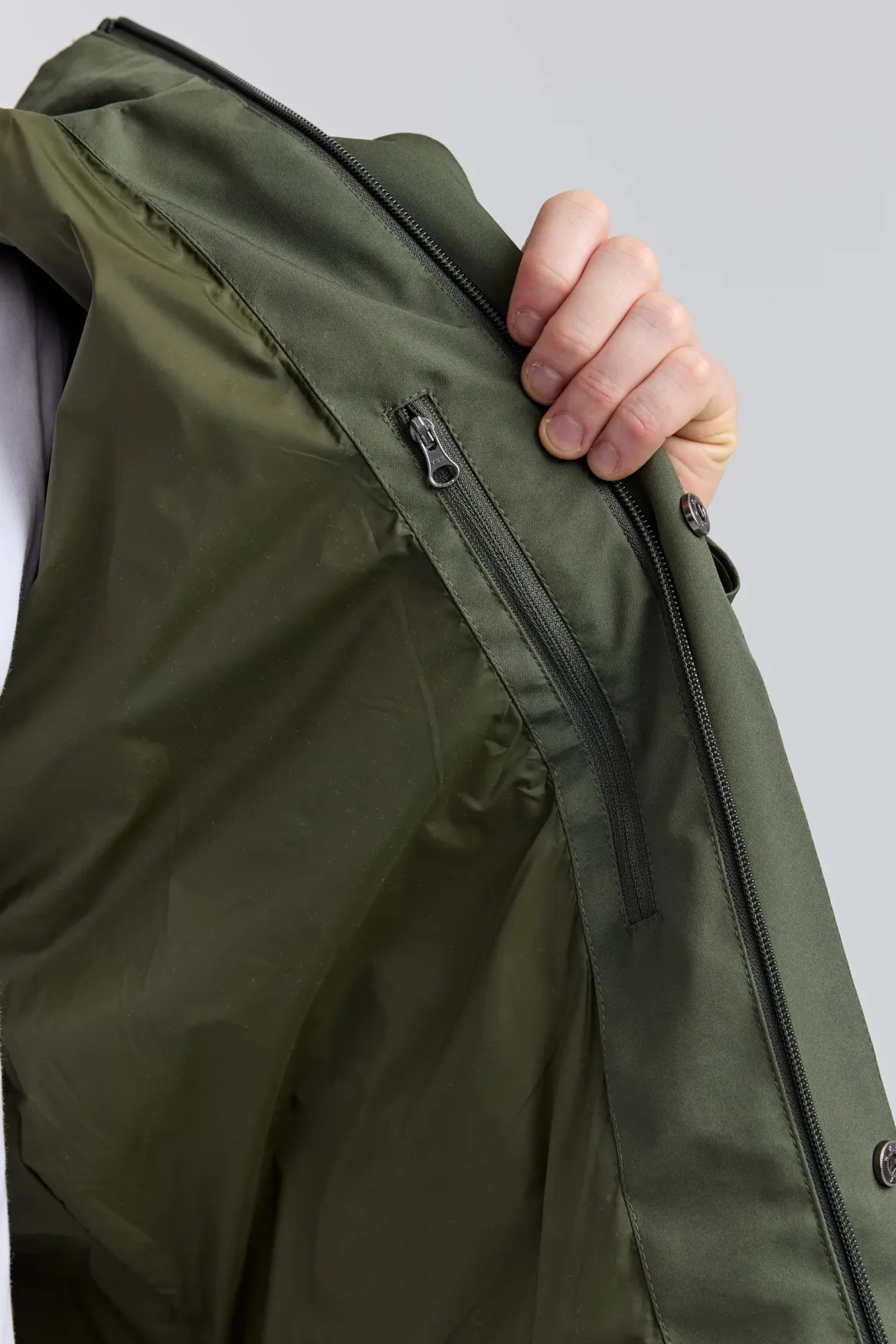 Makia miesten takki Irvine Jacket, tummanvihreä