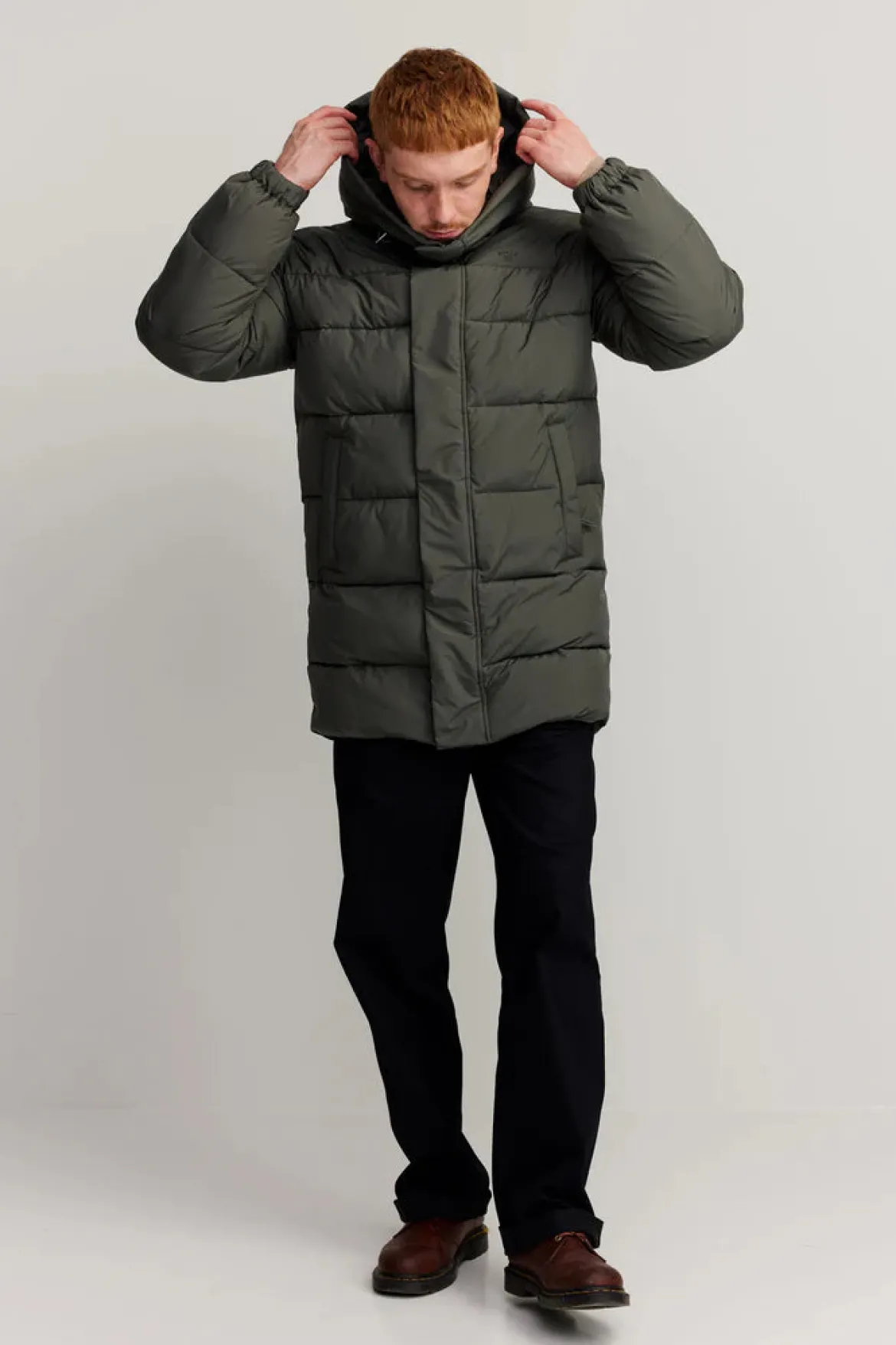 Makia miesten toppatakki K MILES JACKET, tummanvihreä