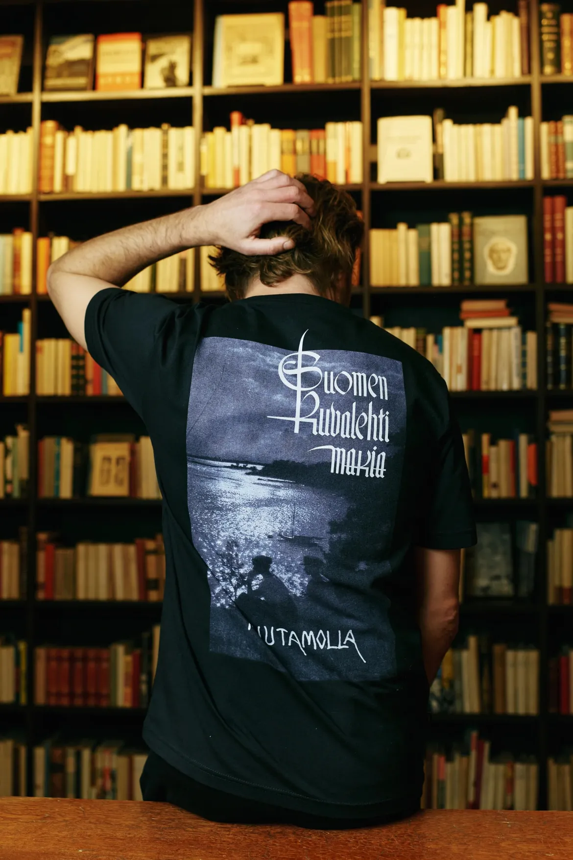 Makia miesten t-paita Moonshine T-shirt, musta